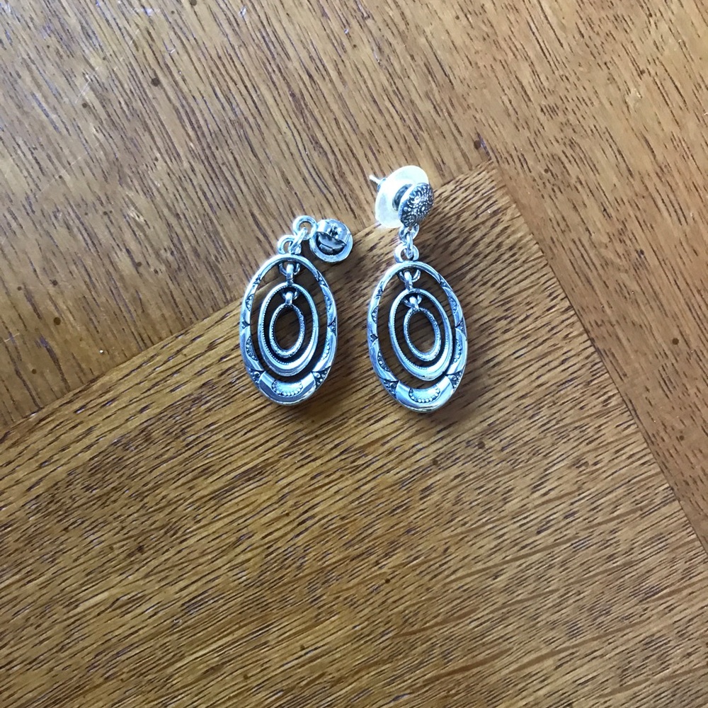 Brighton oval stud earrings